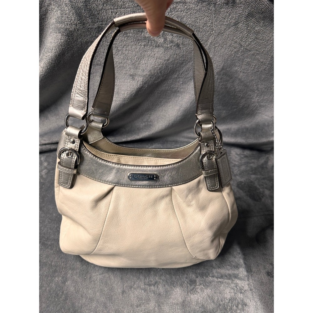 Coach Soho Hobo Bag Womens Cream Silver Y2K Pleated Leather F19453